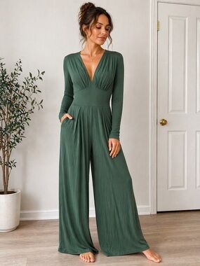 Halara Green Wide Leg Jumpsuit XS NWT Deep V Ruched Long Sleeve Flowy Lounge